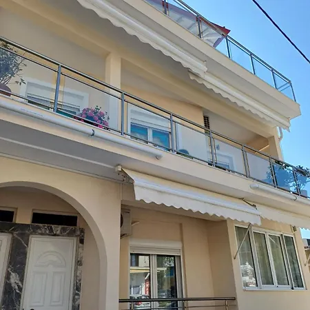 アパート Bozikis House! A Cosy In The Centre *