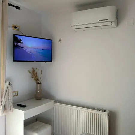 Bozikis House! A Cosy In The Centre Appartement Skiathos-stad