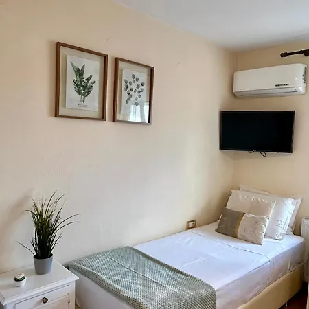 Bozikis House! A Cosy In The Centre 公寓 斯基亚索斯镇