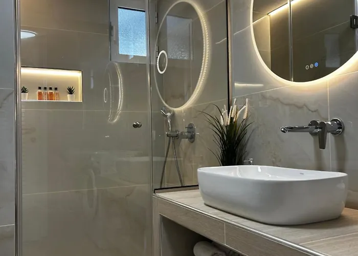 Bozikis House! A Cosy In The Centre