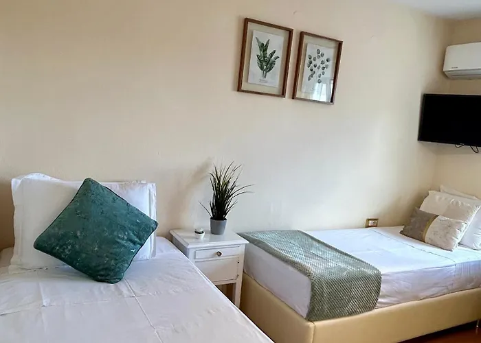 Bozikis House! A Cosy In The Centre